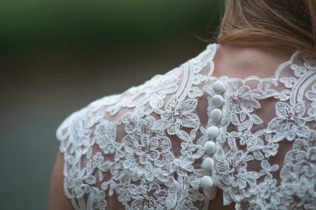 What to Consider When Planning a Beachside Ceremony