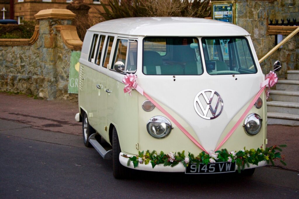 Classic Wedding Etiquette That Still Matters Today