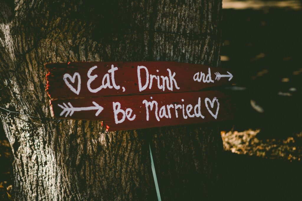 Music and Playlist Ideas That Set the Perfect Reception Atmosphere